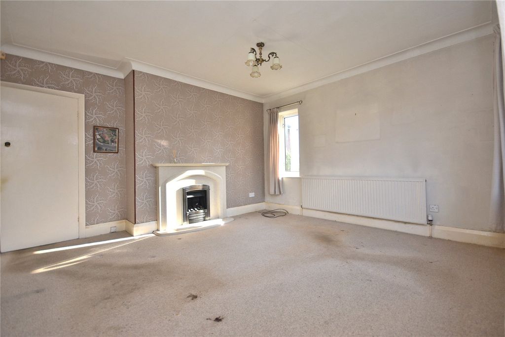 Property photo 2 of 14 Picture No. 13