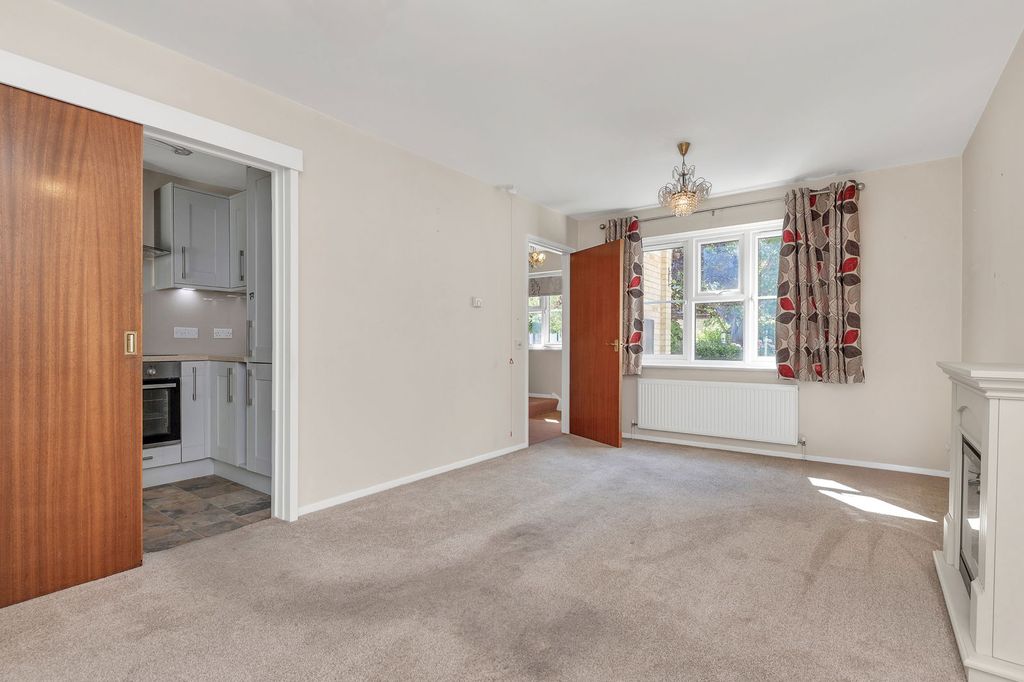 Property photo 3 of 9