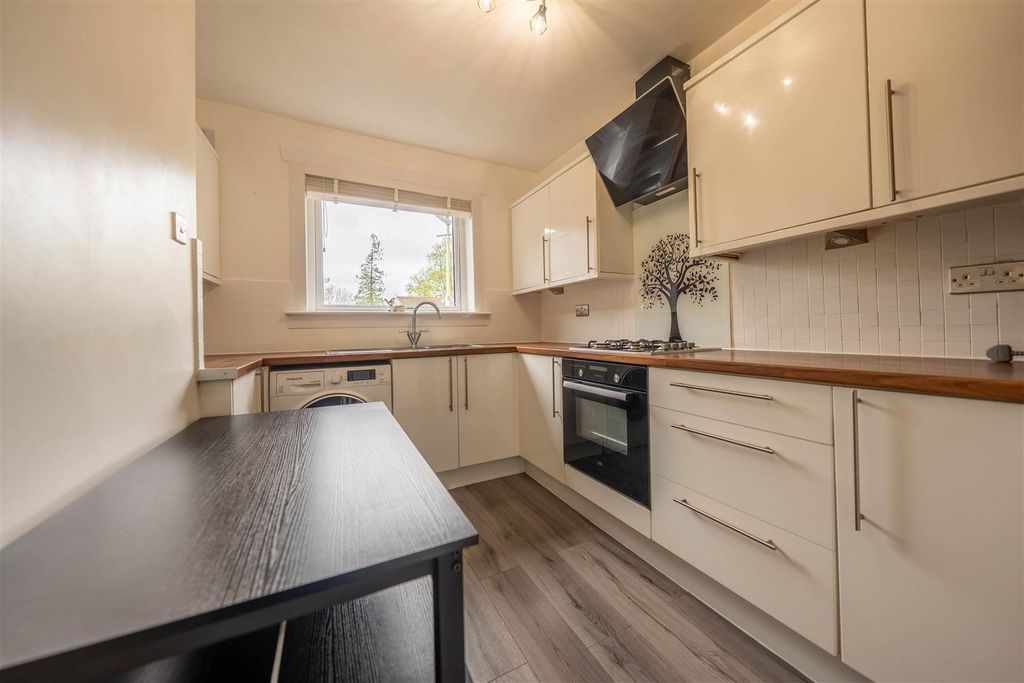 Property photo 2 of 20 Dsc03173-Hdr.Jpg