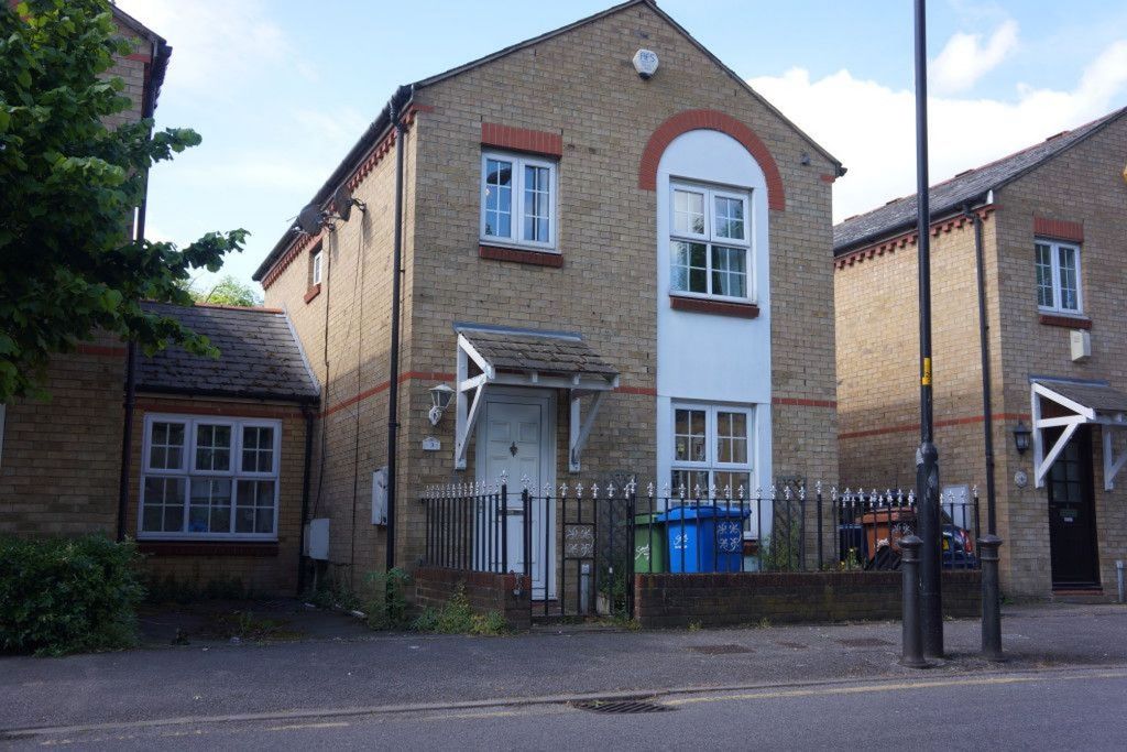 Property photo 1 of 1