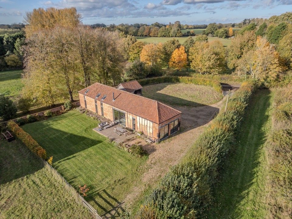 Property photo 1 of 28