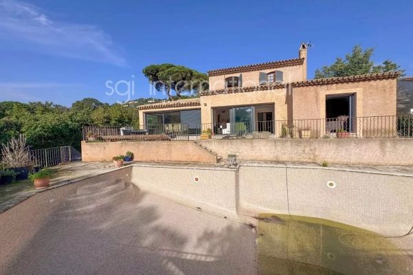 Property photo 1 of 7