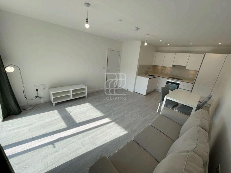 Property photo 3 of 17 Gallery