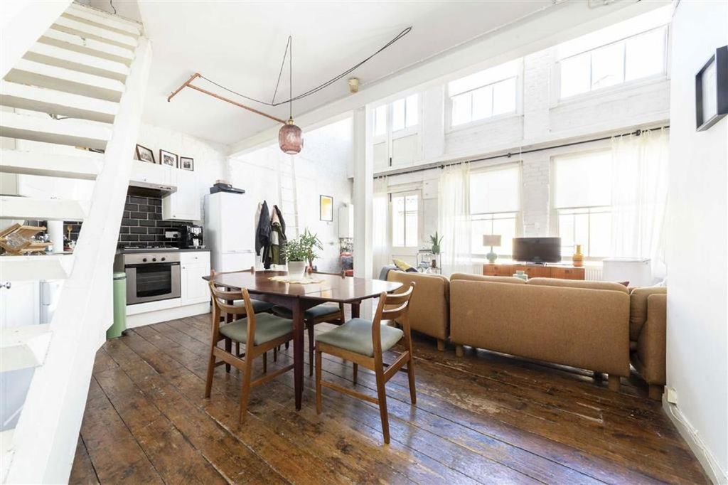 Property photo 2 of 4