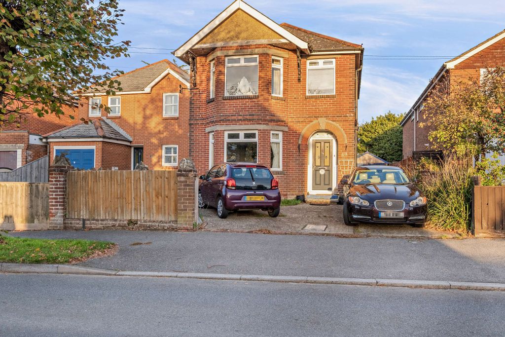 Property photo 1 of 30