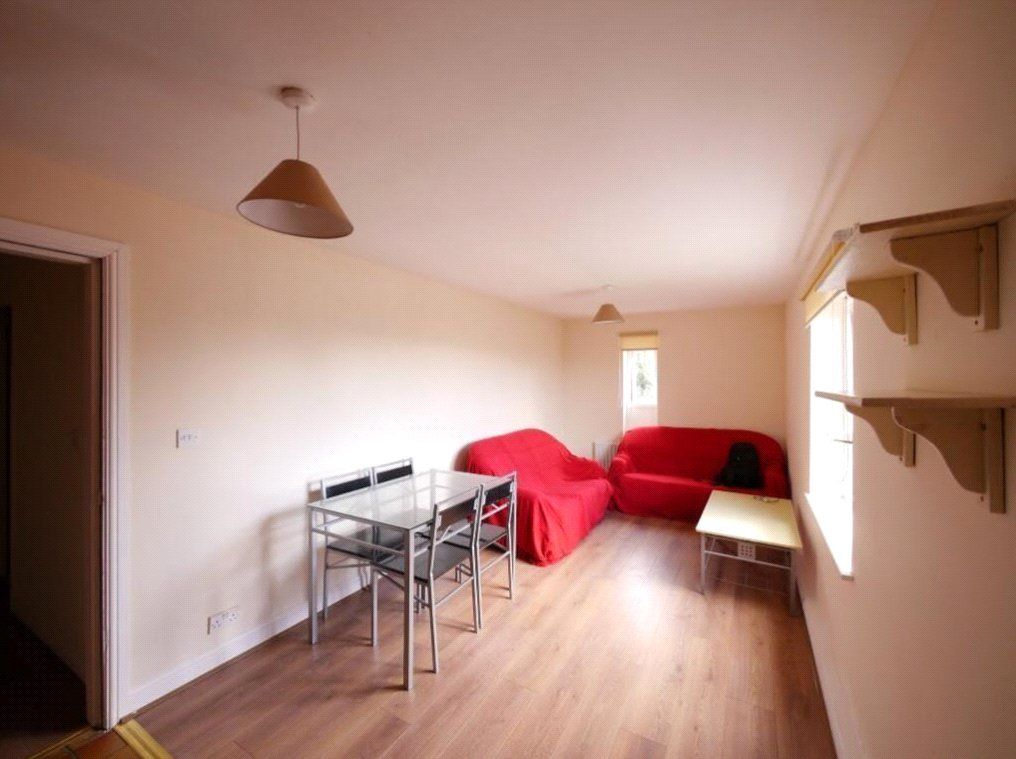 Property photo 2 of 5 Picture No. 04