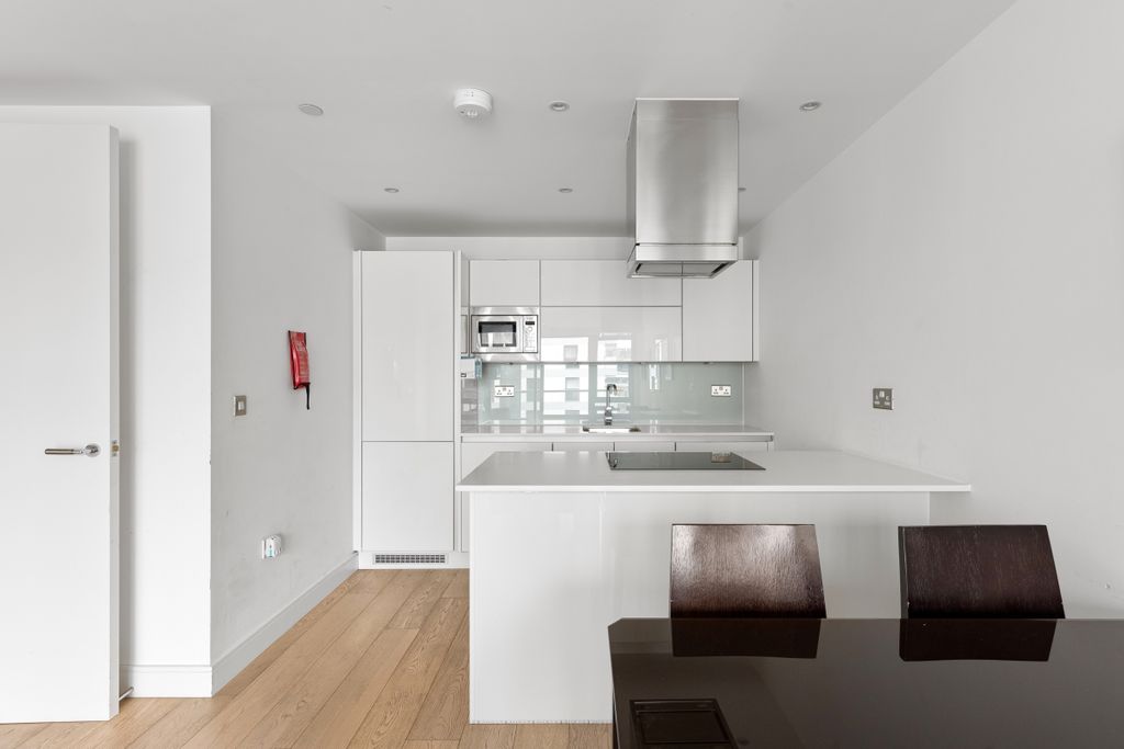 Property photo 1 of 12 094A4789
