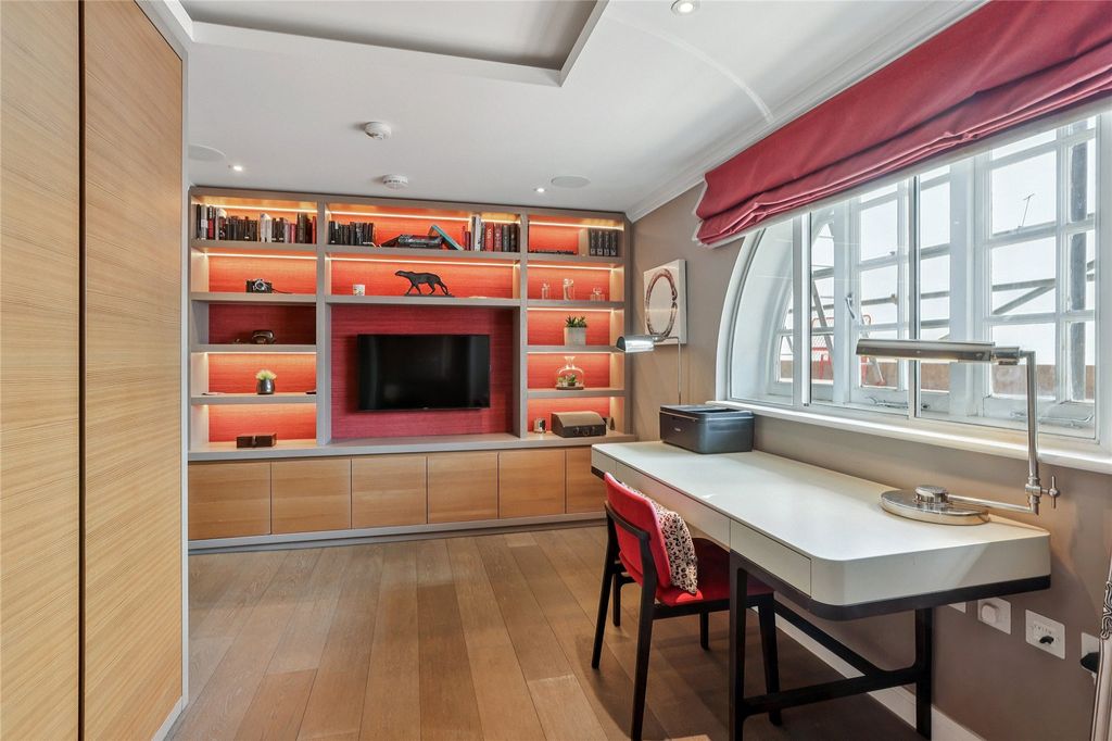 Property photo 3 of 32 New Study