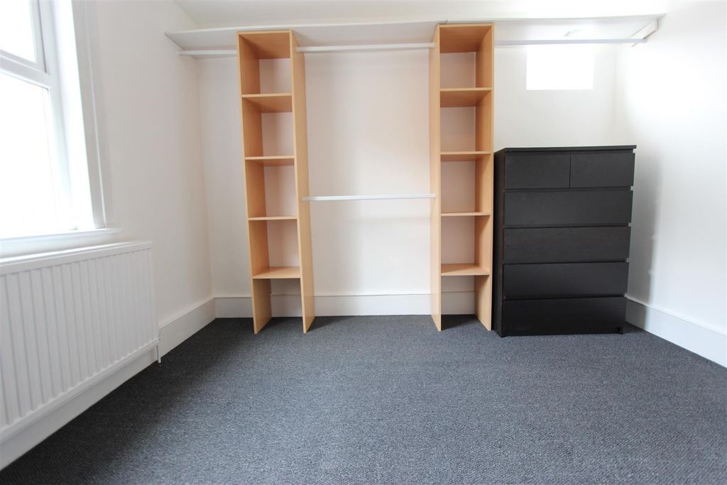 Property photo 3 of 10 Img_8997.Jpg