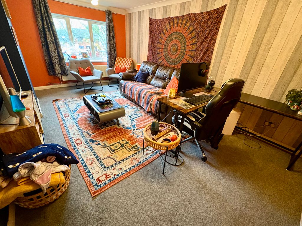 Property photo 3 of 8 Image