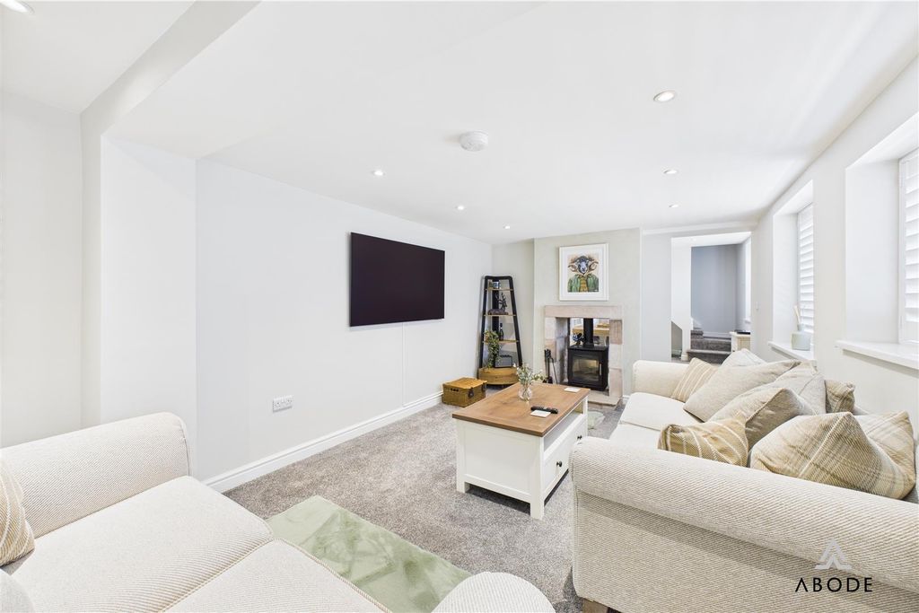 Property photo 3 of 20 Cam02544G0-Pr0274-Still013.Jpg