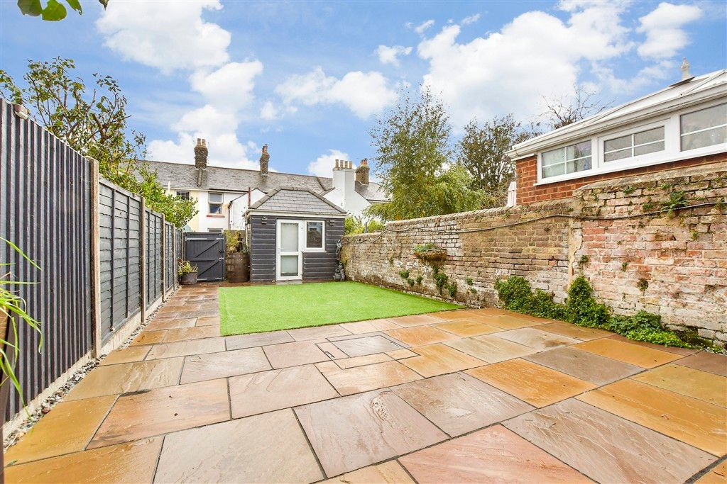 Property photo 3 of 13 Workshop/Outbuildings