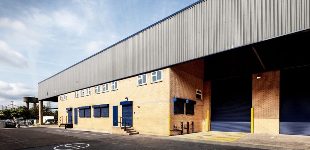 Property photo 1 of 3 Portland.Jpg