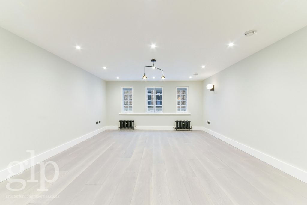 Property photo 1 of 14 2369461