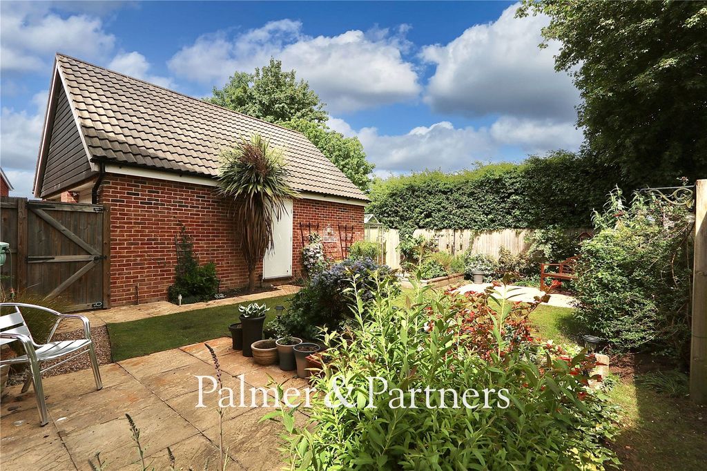 Property photo 3 of 31 Picture No. 05