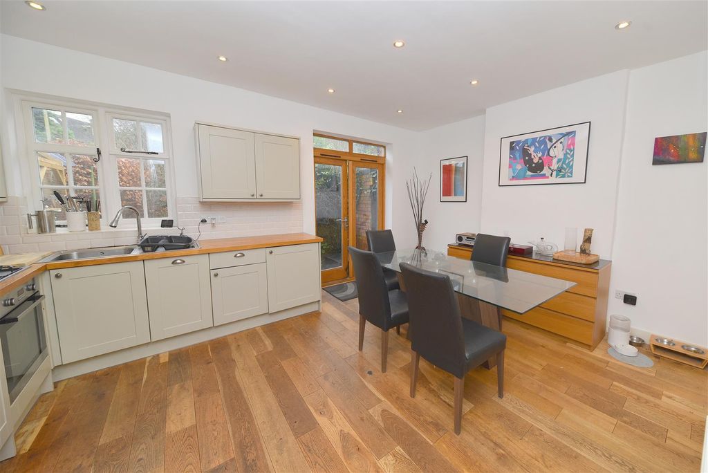 Property photo 2 of 17 Kitchen.Jpg