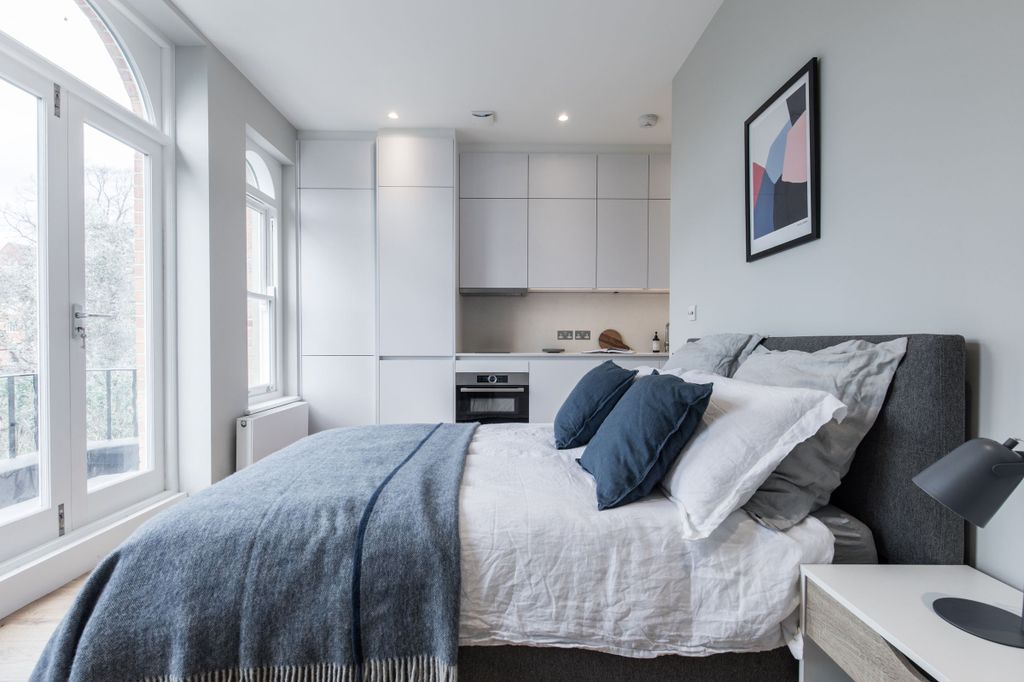 Property photo 2 of 13 Living_Room