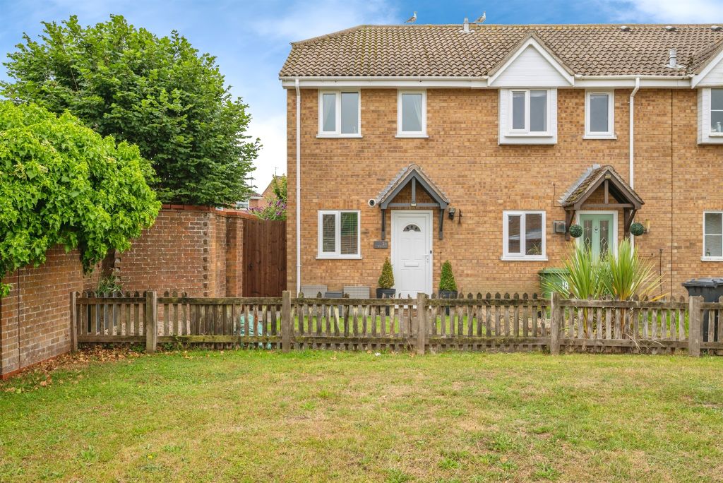 Property photo 2 of 17