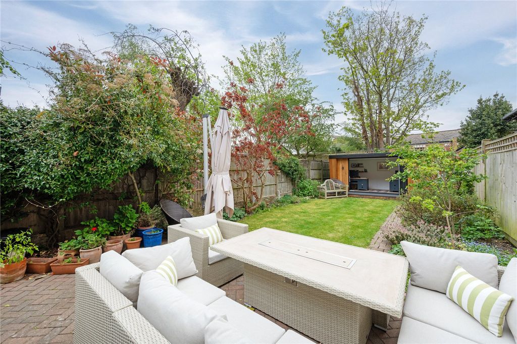 Property photo 3 of 24 Picture No. 22