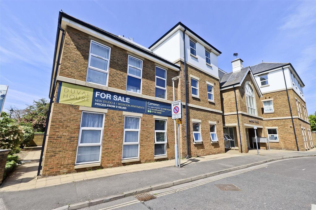 Property photo 1 of 5