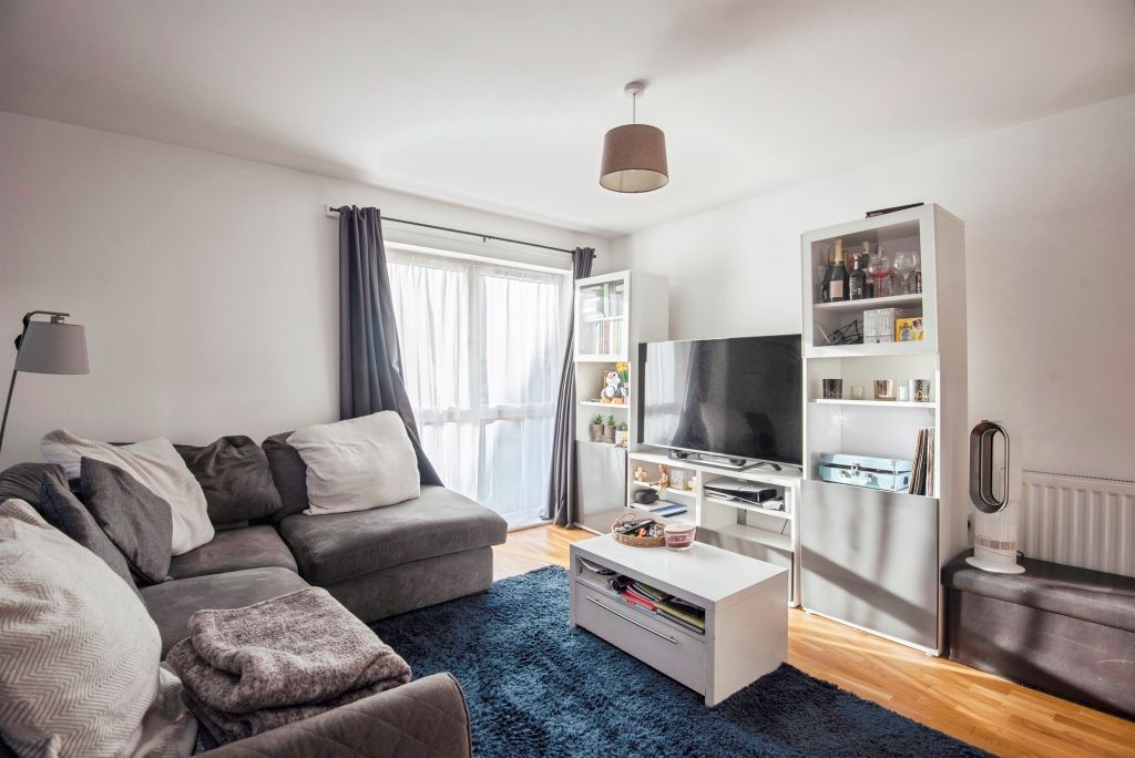 Property photo 2 of 17