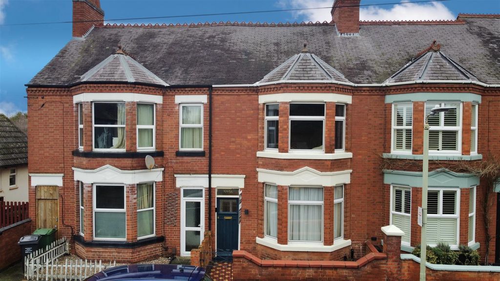 Property photo 1 of 33 1