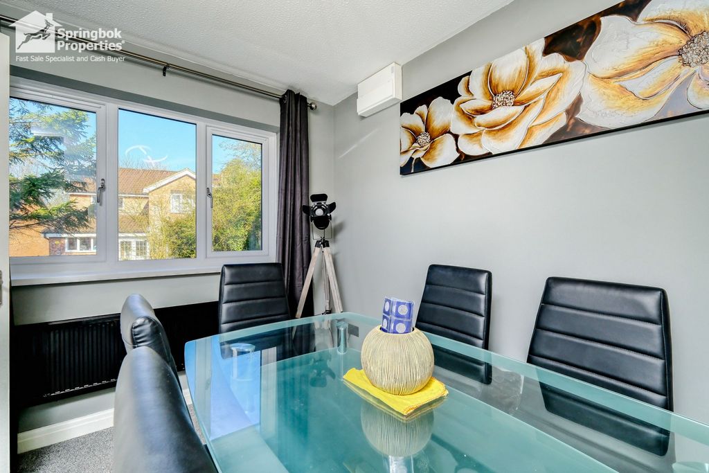 Property photo 3 of 14 Image 2