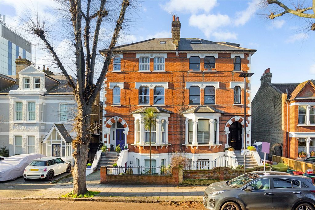 Property photo 1 of 10 Picture No. 01