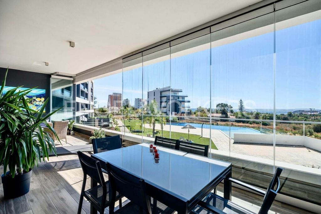 Property photo 1 of 32