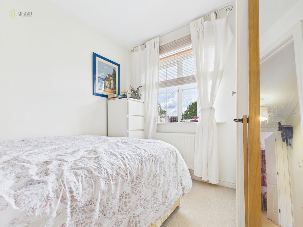 Property photo 3 of 12