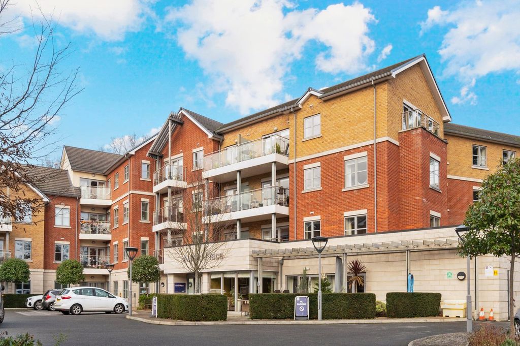 Property photo 1 of 14