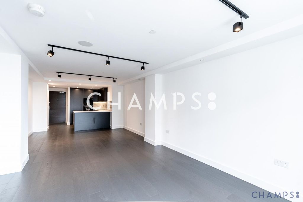 Property photo 3 of 14 Gallery