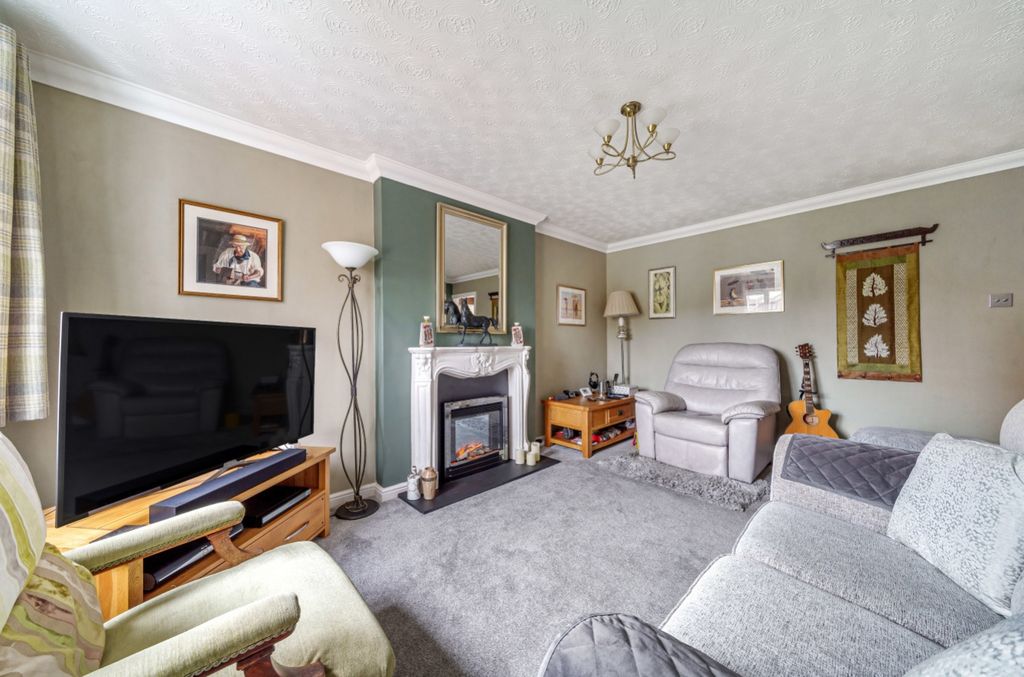 Property photo 3 of 14 Slr230211_11