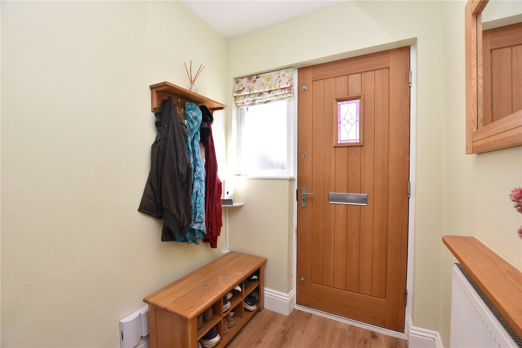 Property photo 2 of 28 Picture No. 28