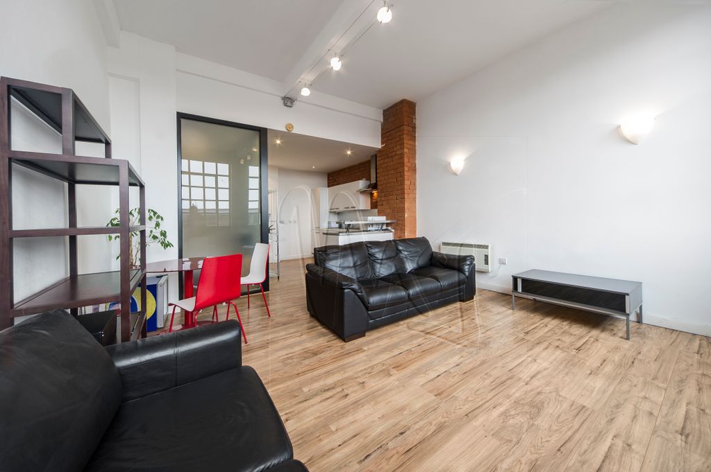 Property photo 1 of 5 Photo 01