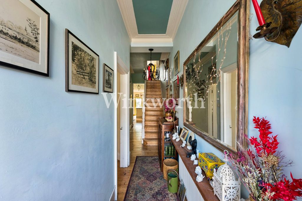 Property photo 3 of 36 Picture No. 40