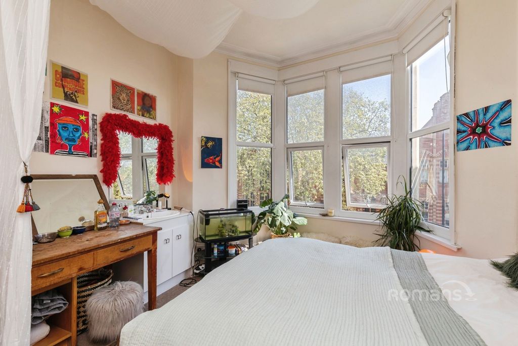 Property photo 2 of 4 Pbox-Img.Jpg