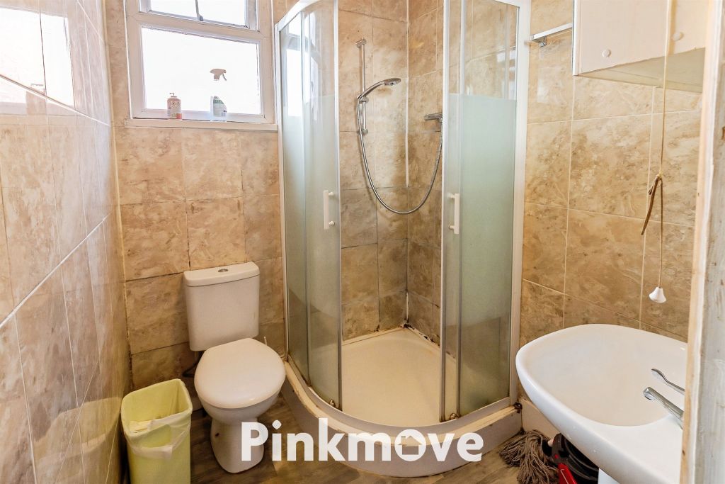 Property photo 3 of 27