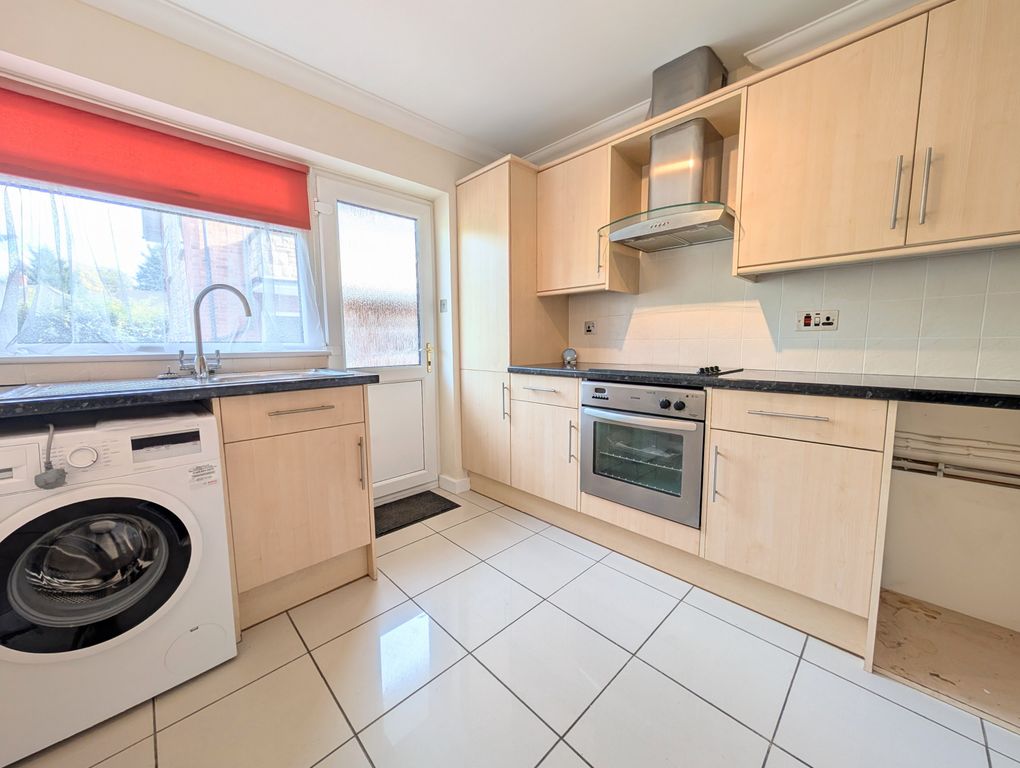 Property photo 3 of 9