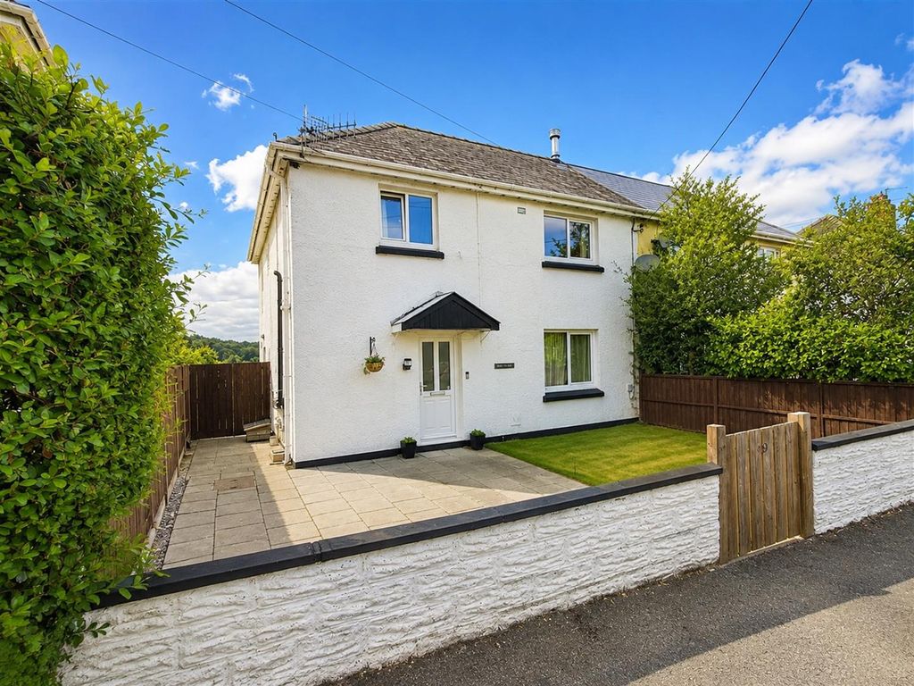 Property photo 1 of 20 19 Heol Y Dderwen.Png