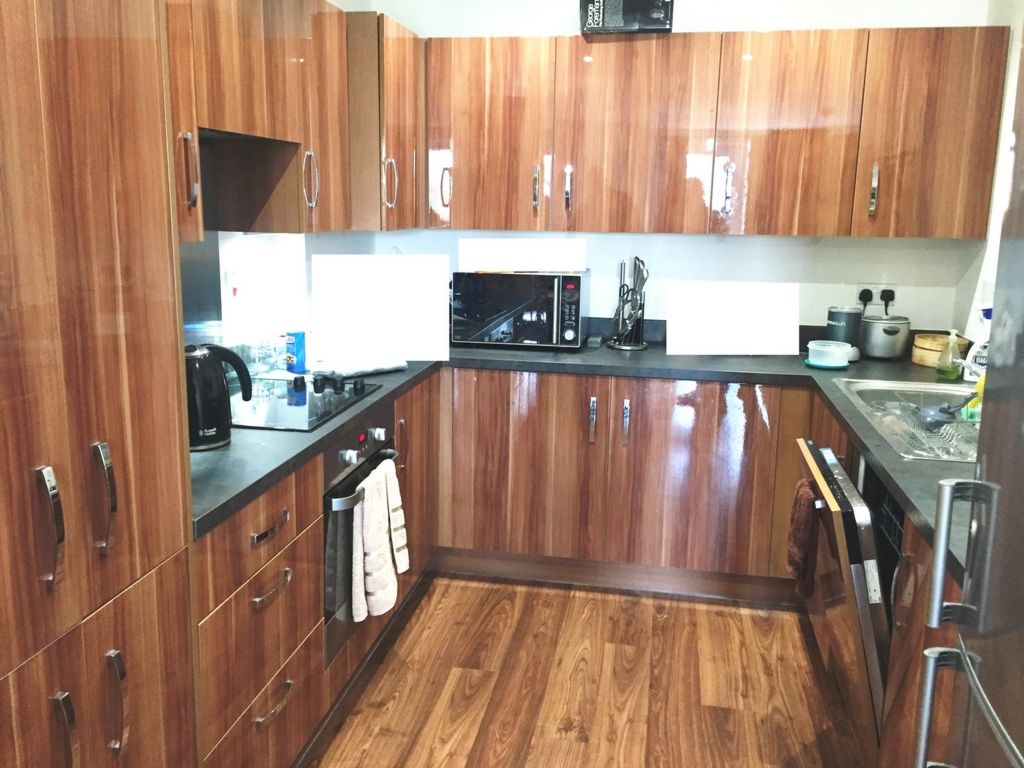 Property photo 1 of 12 Photo 5