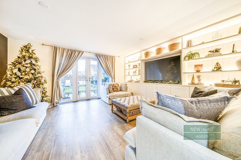 Property photo 2 of 19 Photo 9