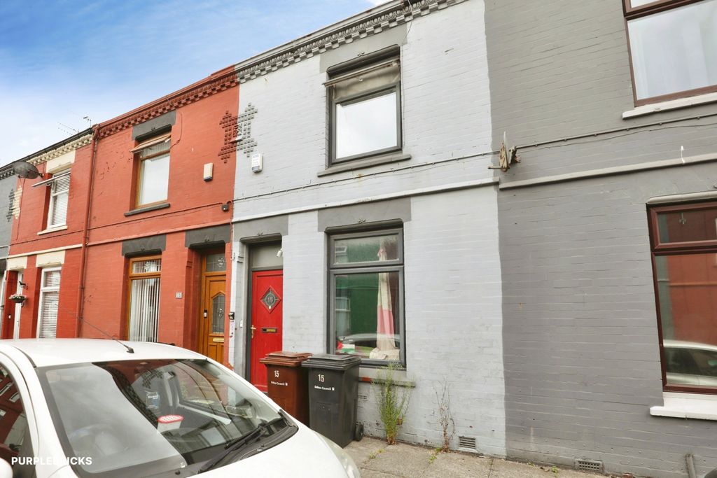 Property photo 2 of 19