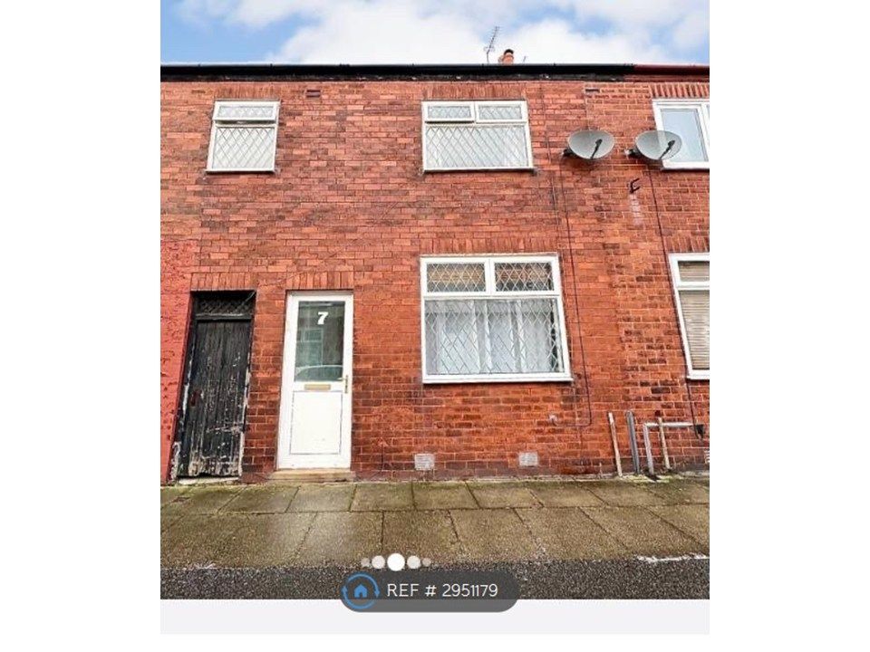 Property photo 1 of 12