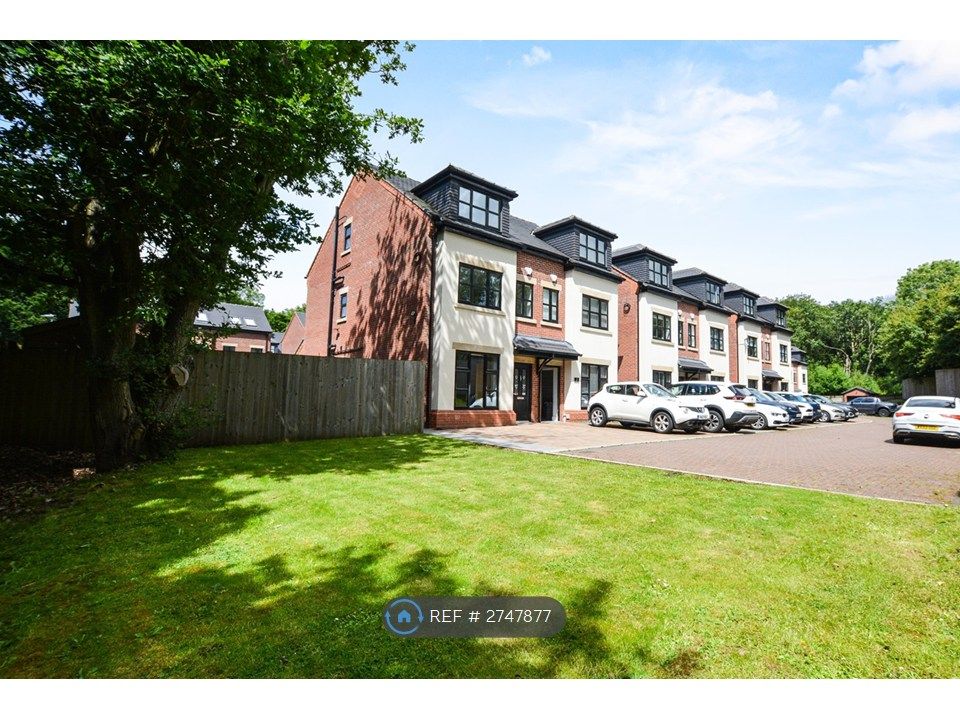 Property photo 1 of 32