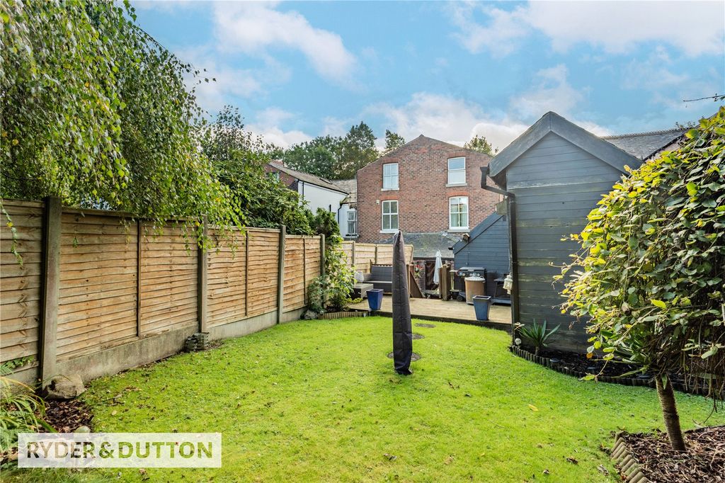 Property photo 2 of 43 Picture No. 32