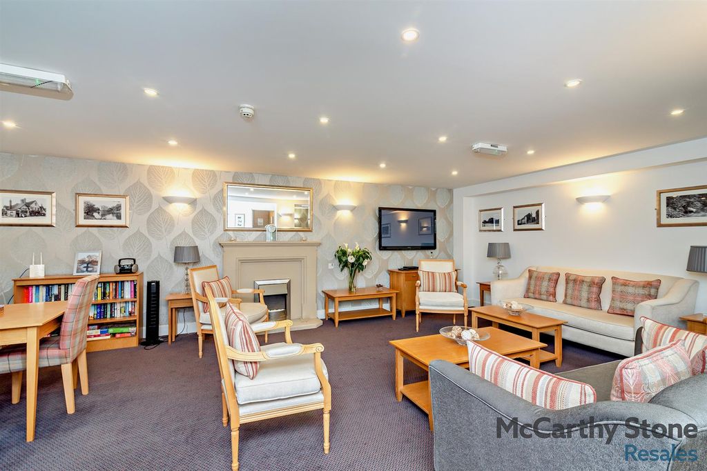 Additional image 11 of 1 bed flat for saleMorgan Court, Station Road, Petworth, West Sussex GU28