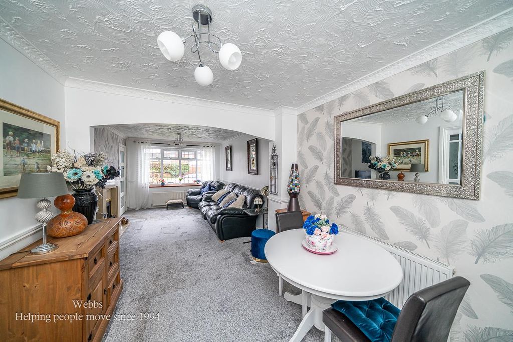 Property photo 3 of 29 Webbs-9.Jpg