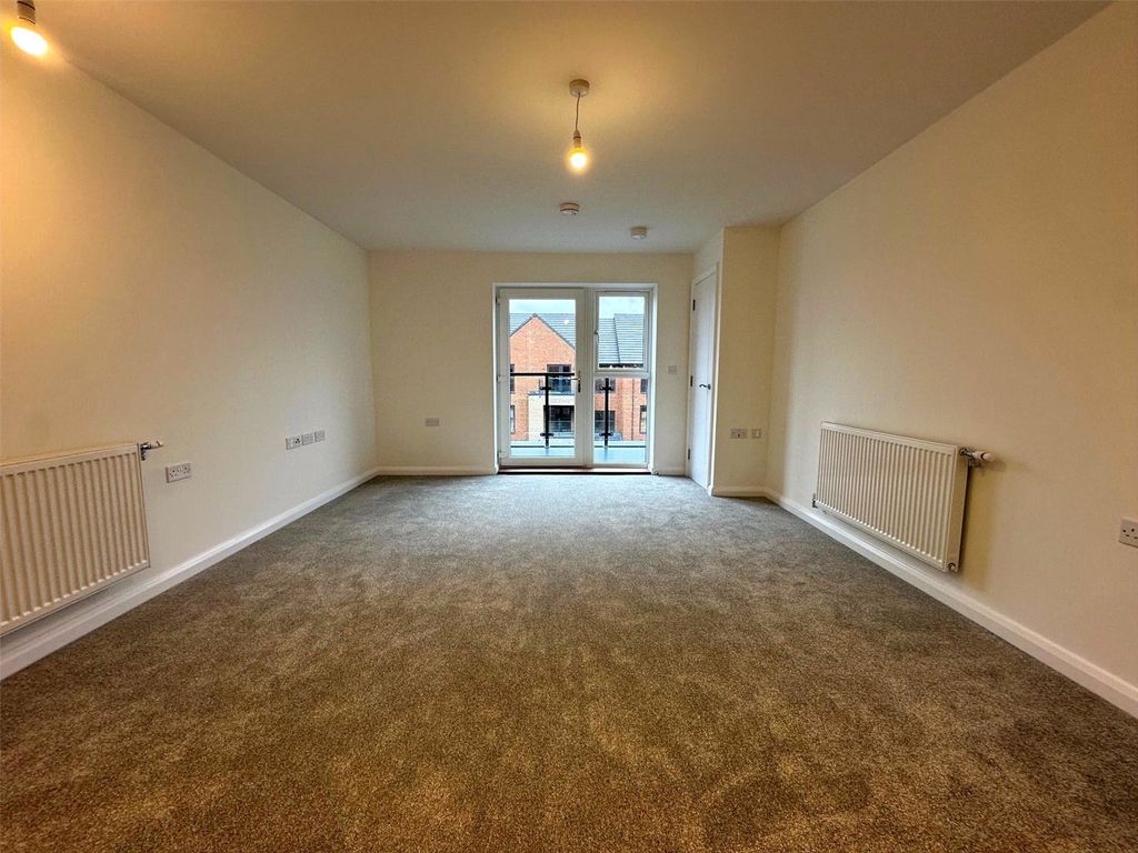 Property photo 3 of 8 Picture No. 16