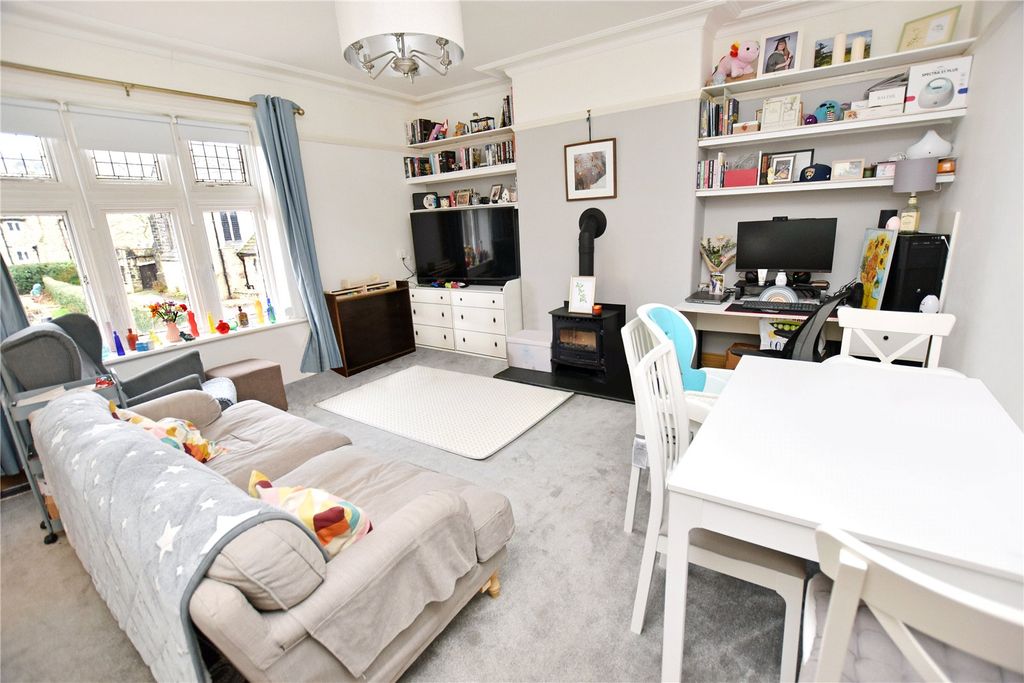 Property photo 2 of 8 Picture No. 01